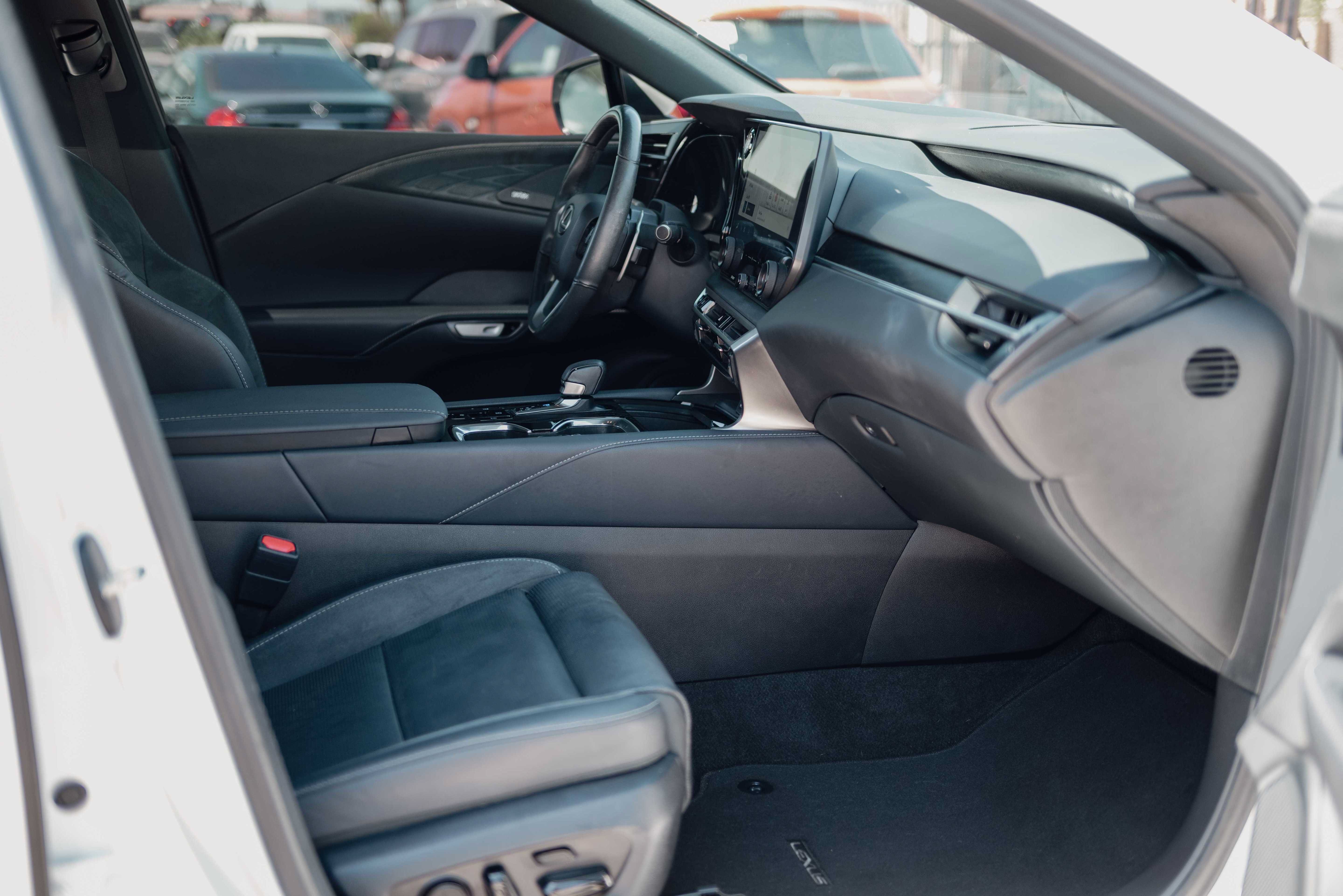 Used 2023 Lexus RX 350 FWD w/ Cold Area Package image 15