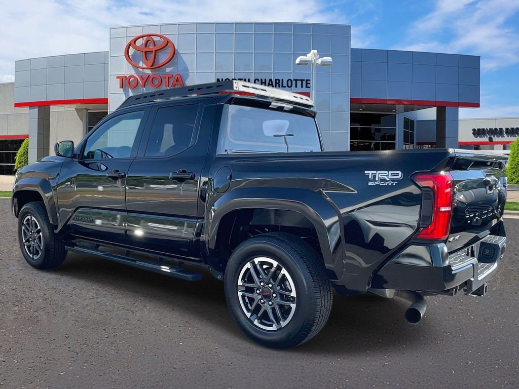 Used 2024 Toyota Tacoma TRD Sport AWD/4WD image 6