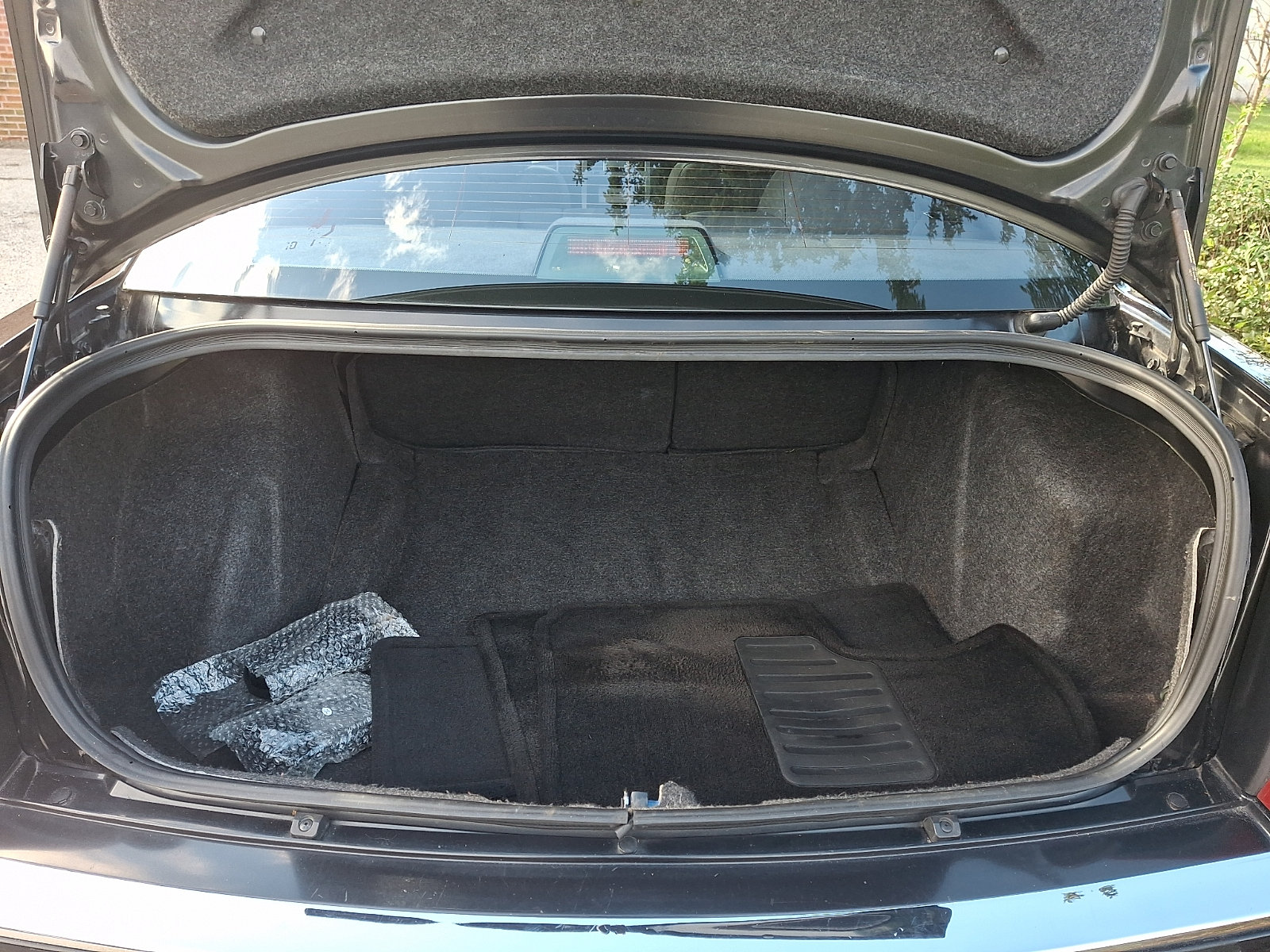 Used 2006 Chrysler 300 C w/ Protection Group II RWD image 30