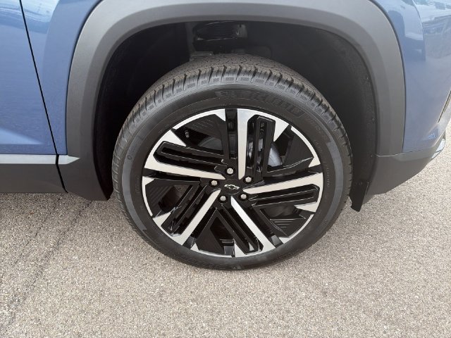 New 2027 Chevrolet Equinox RS w/ Safety and Technology Package AWD/4WD image 18
