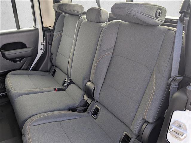 New 2026 Jeep Gladiator Sport image 15