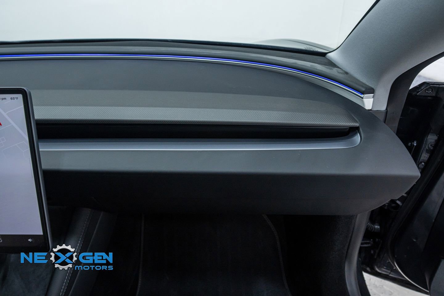 Used 2024 Tesla Model 3 Performance image 32