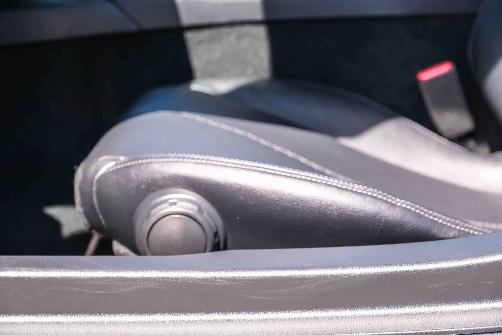 Used 2025 MAZDA MX-5 Miata RF Grand Touring RWD image 18
