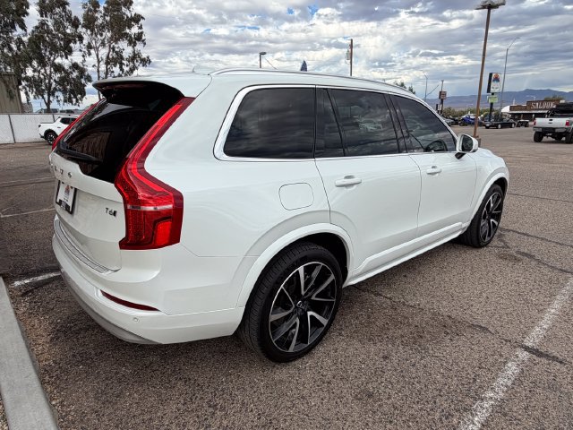 Used 2022 Volvo XC90 T6 Momentum w/ Climate Package AWD/4WD image 12