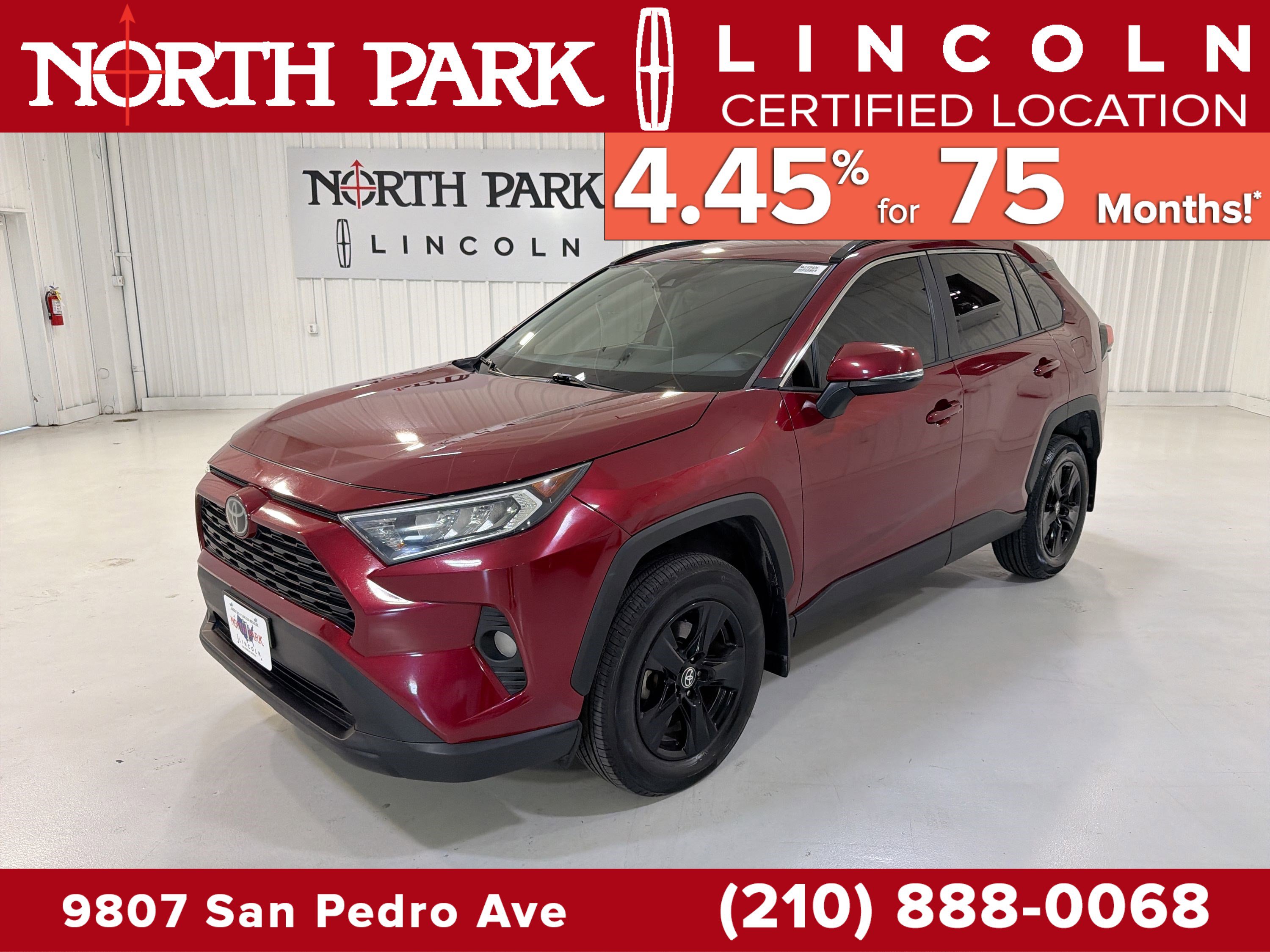 Used 2021 Toyota RAV4 XLE image 1
