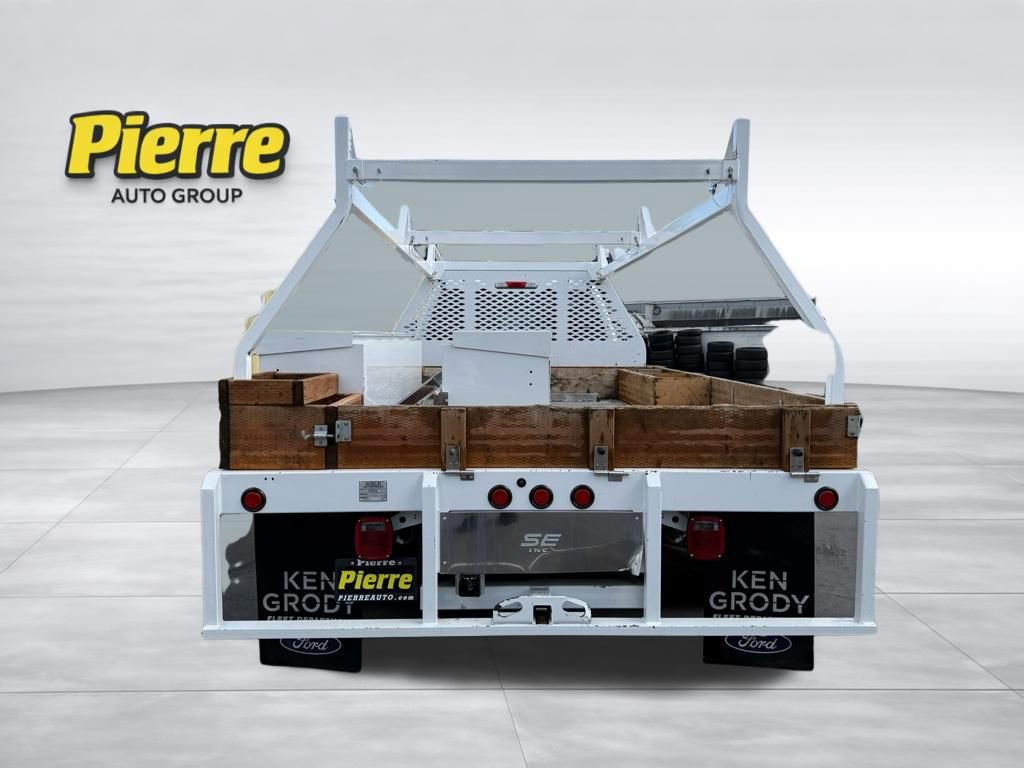 Used 2024 Ford F450 XL w/ XL Chrome Package image 3