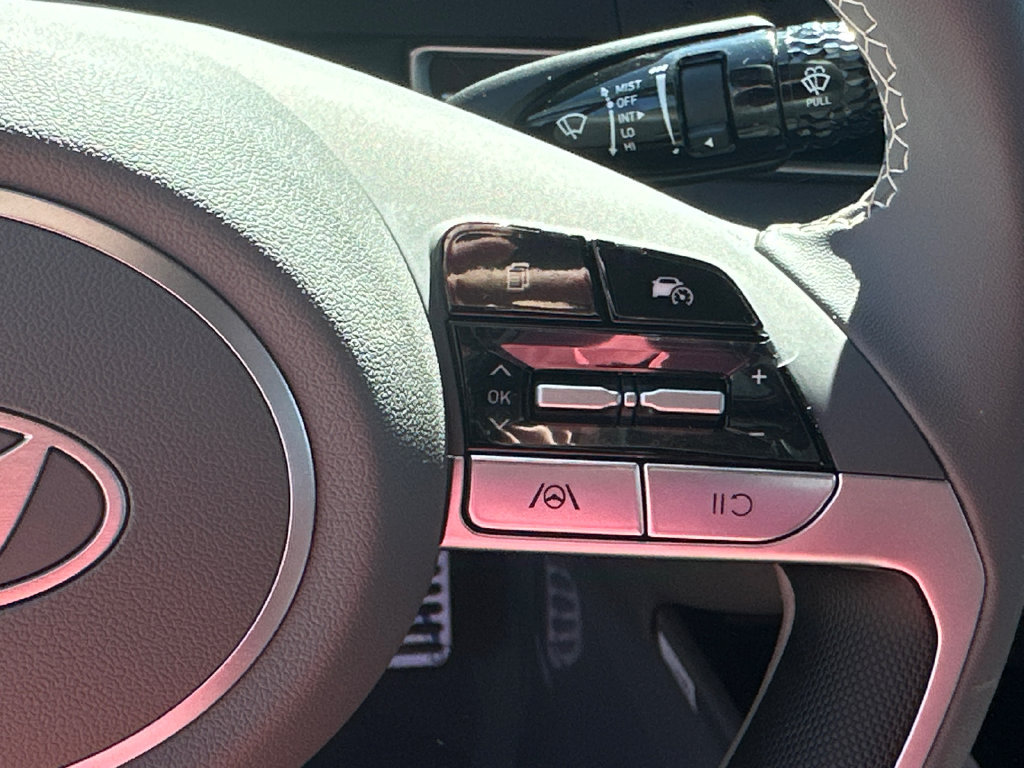 Certified 2026 Hyundai Elantra Sport FWD image 25