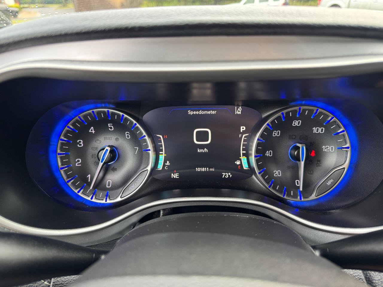 Used 2023 Chrysler Pacifica Touring FWD image 36