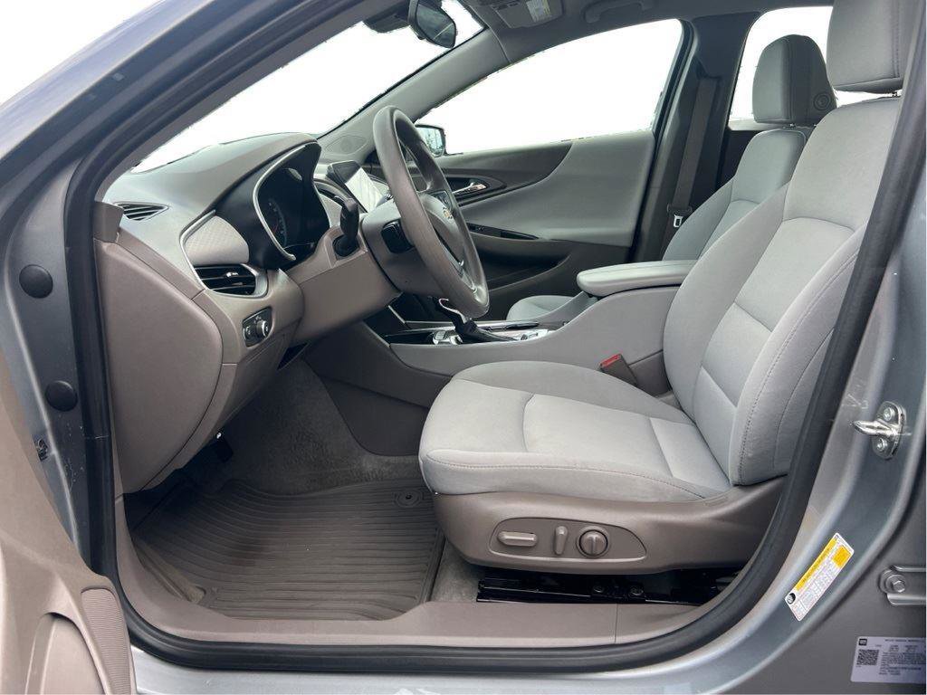 Used 2023 Chevrolet Malibu LT w/ Driver Confidence Package image 10