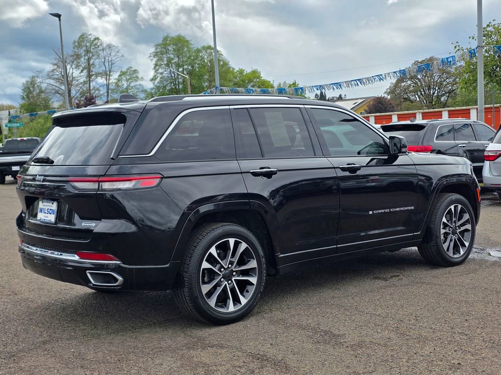 Used 2022 Jeep Grand Cherokee Overland AWD/4WD image 30