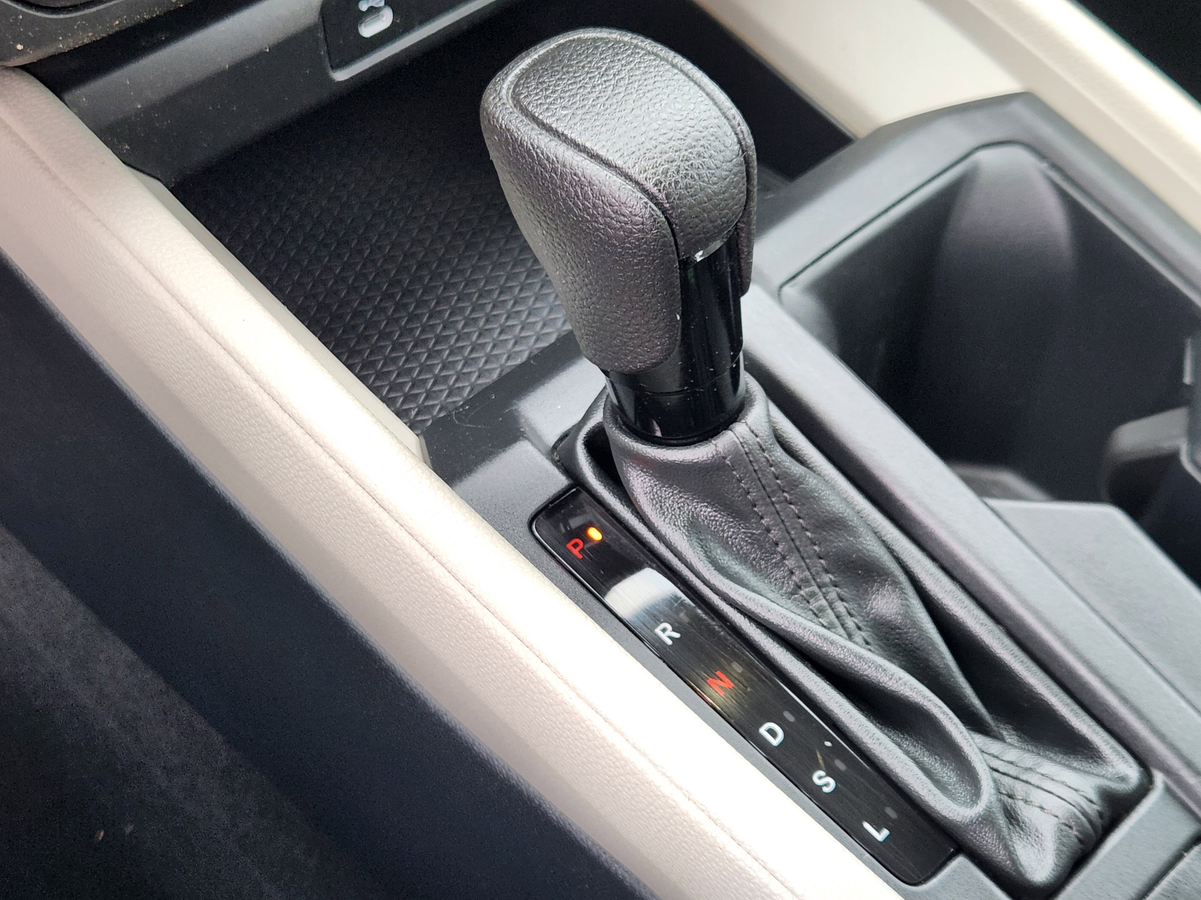 Certified 2023 Honda Accord EX image 12