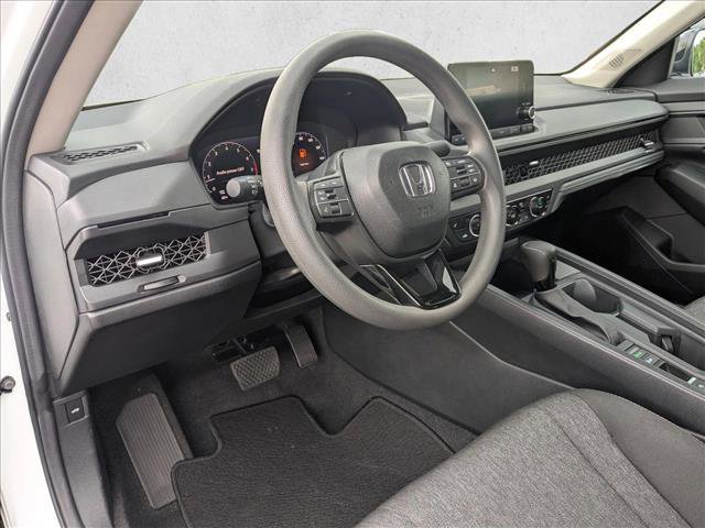 Used 2025 Honda Accord SE image 10