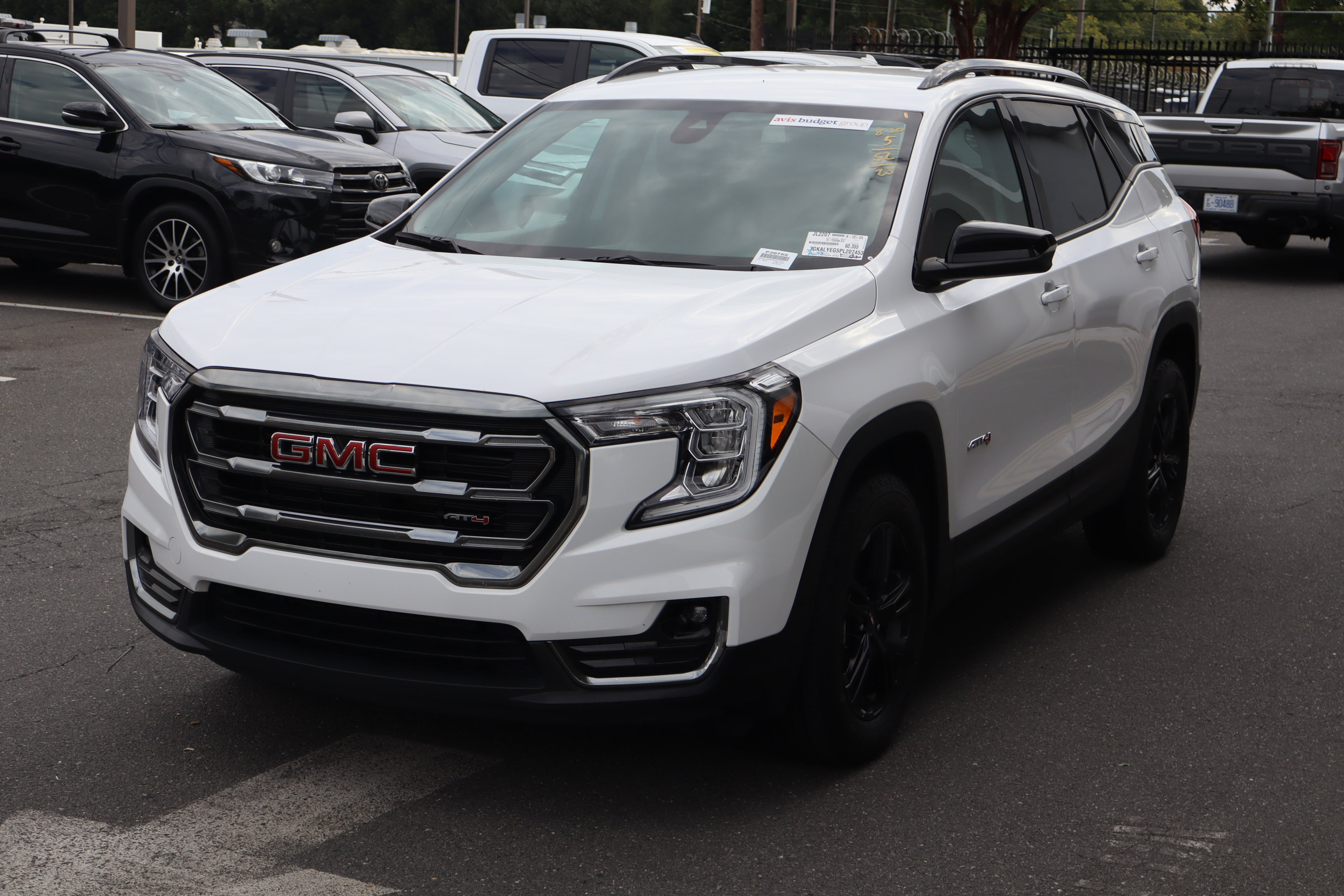 Certified 2023 GMC Terrain AT4 image 5