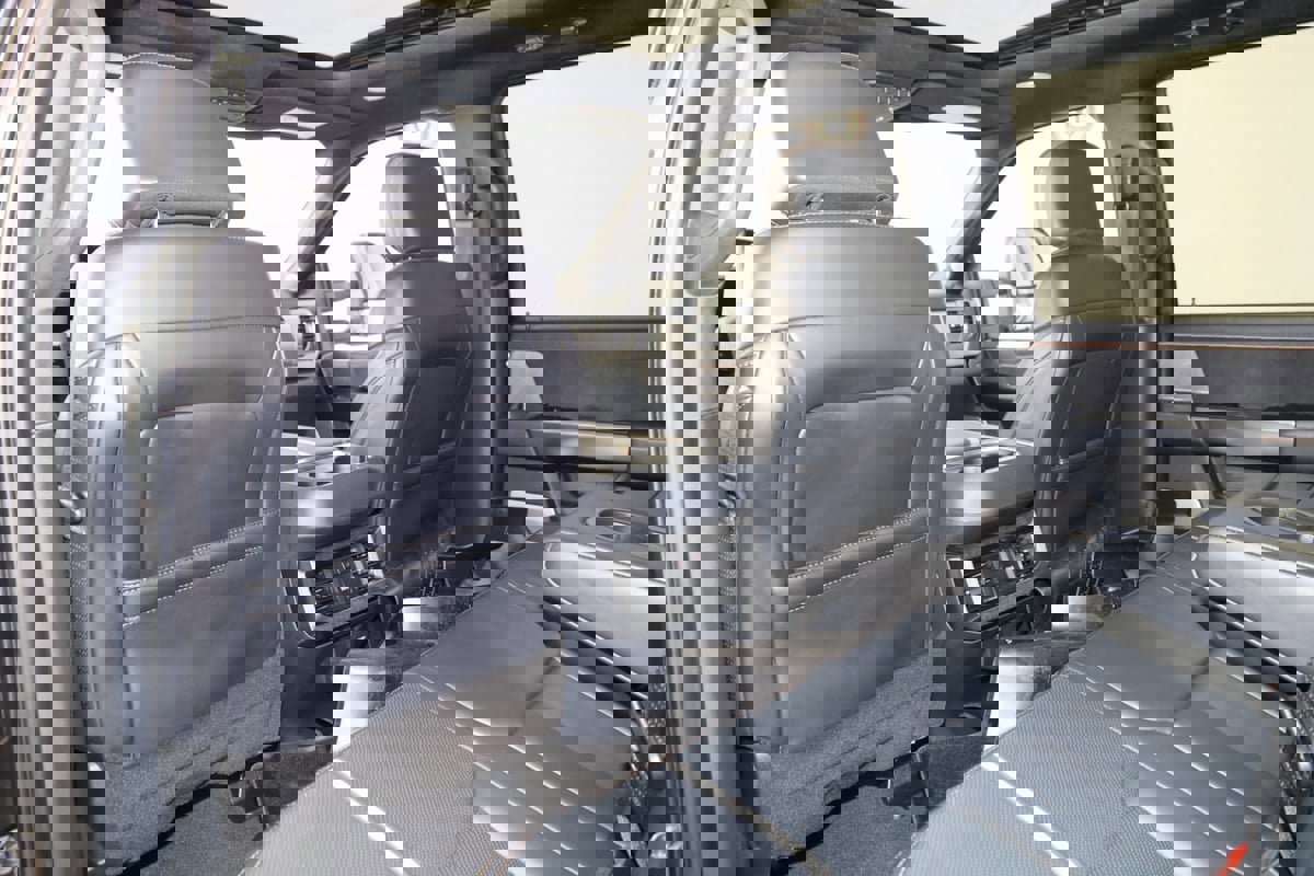 Used 2024 Ford F350 Platinum image 62