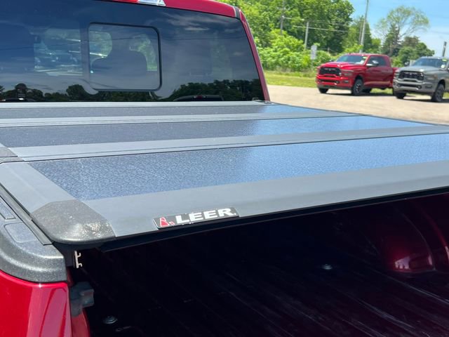 Used 2017 Ford F150 XLT w/ Equipment Group 302A Luxury AWD/4WD image 8