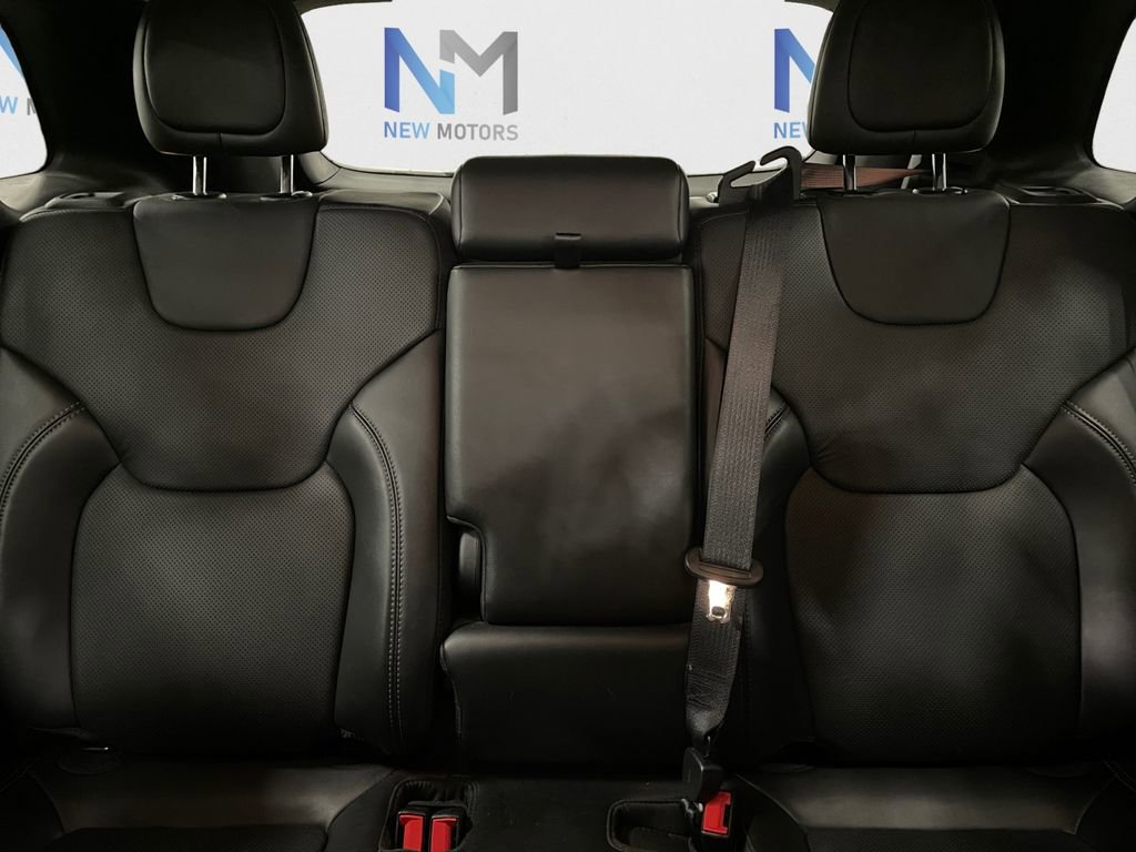 Used 2020 Jeep Cherokee Latitude Lux w/ Quick Order Package 26H Lux image 13