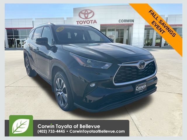 Used 2022 Toyota Highlander XLE