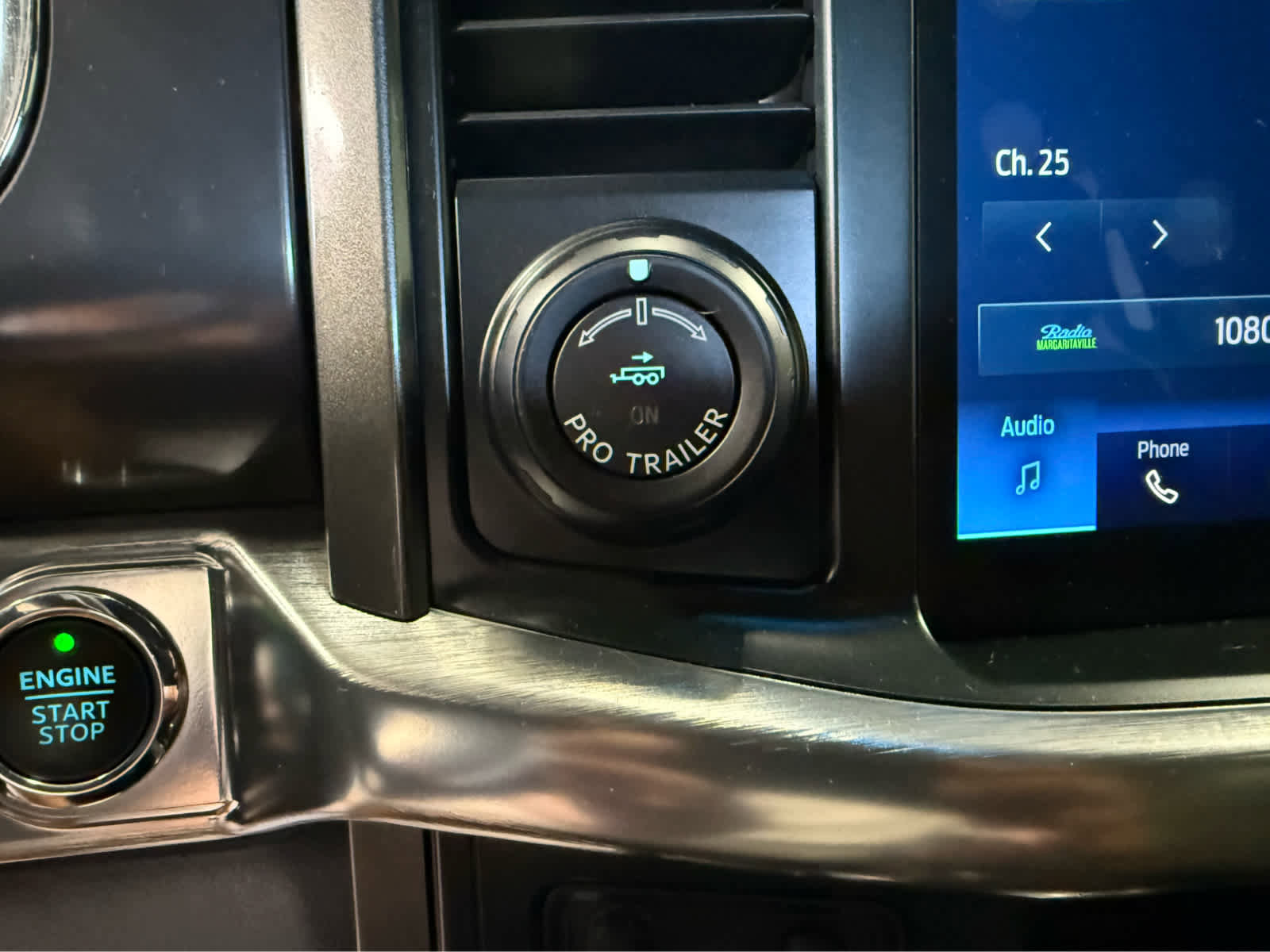 Used 2023 Ford F150 Lariat w/ Equipment Group 502A High image 20
