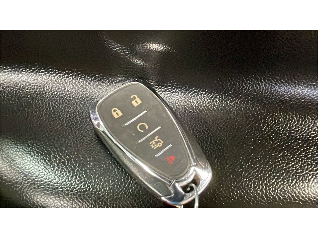 Used 2016 Chevrolet Malibu Premier w/ Driver Confidence Package II FWD image 19