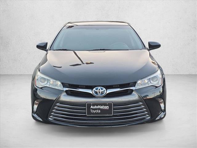Used 2016 Toyota Camry LE FWD image 2