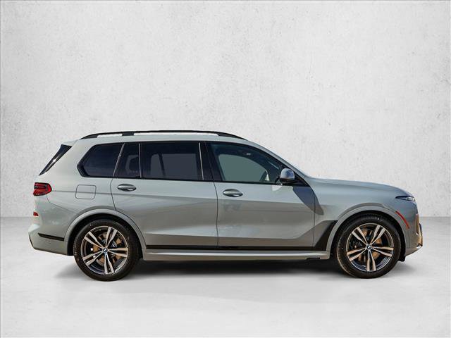 New 2027 BMW X7 xDrive40i w/ M Sport Package AWD/4WD image 4
