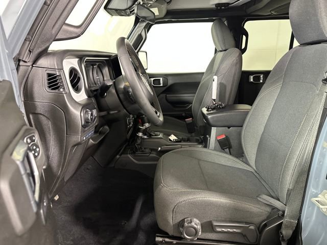 Used 2024 Jeep Wrangler Unlimited w/ Convenience Group image 11