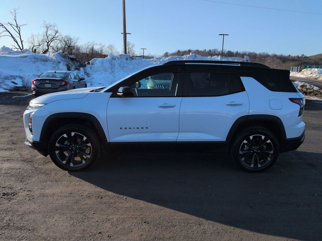 Used 2026 Chevrolet Equinox RS w/ Convenience Package III image 7