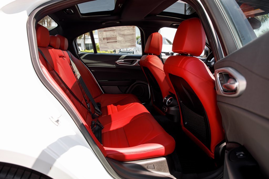 New 2025 Alfa Romeo Giulia w/ Veloce Package Rwd image 35