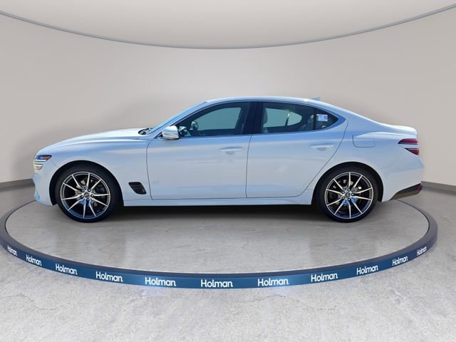 Used 2023 Genesis G70 2.0T image 9