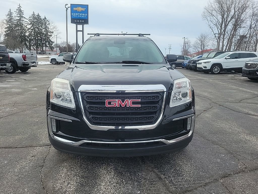 Used 2017 GMC Terrain SLE w/ Convenience Package image 2
