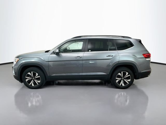 Used 2024 Volkswagen Atlas SE AWD/4WD image 4