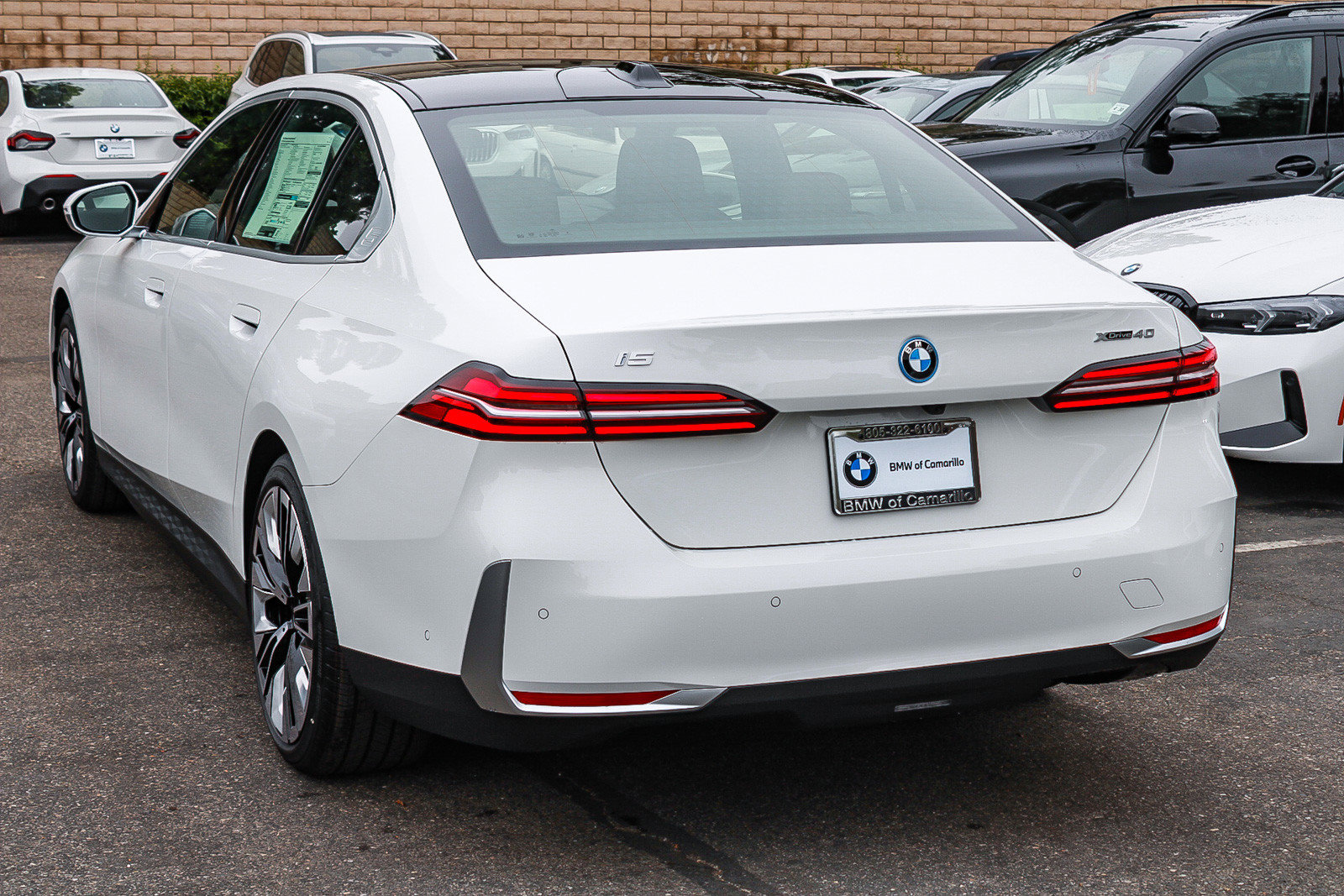 New 2027 BMW i5 xDrive40 AWD/4WD image 4