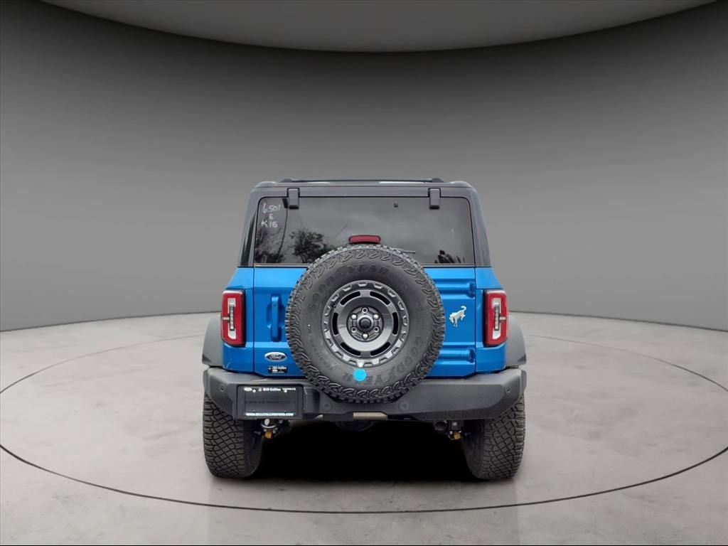 New 2024 Ford Bronco Outer Banks image 7