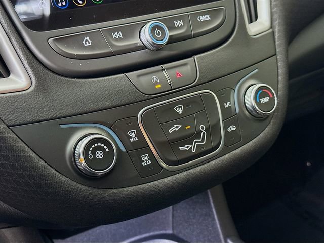 Used 2023 Chevrolet Malibu RS FWD image 17