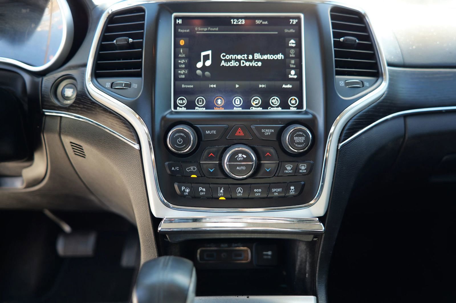 Used 2018 Jeep Grand Cherokee Summit image 22