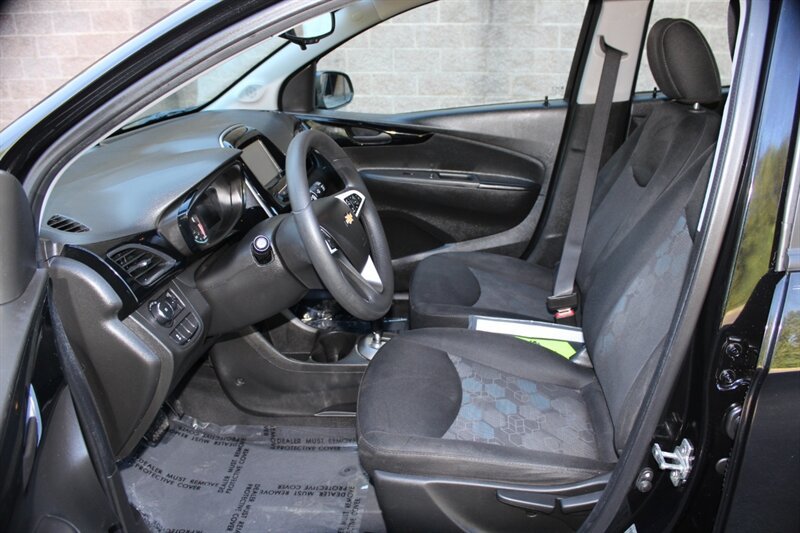 Used 2018 Chevrolet Spark LT FWD image 10