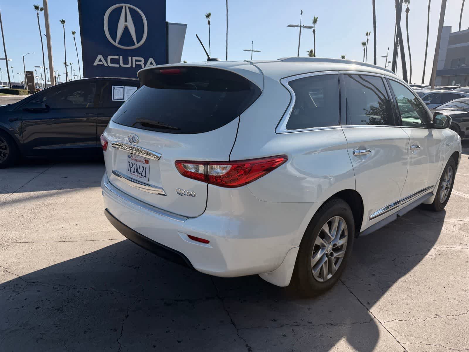 Used 2015 INFINITI QX60 Luxe w/ Premium Package AWD/4WD image 5
