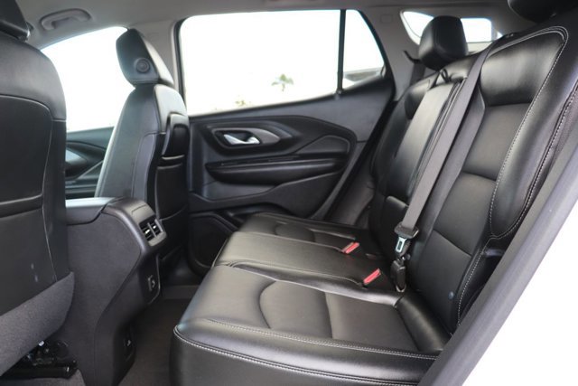 Used 2024 GMC Terrain SLT image 12