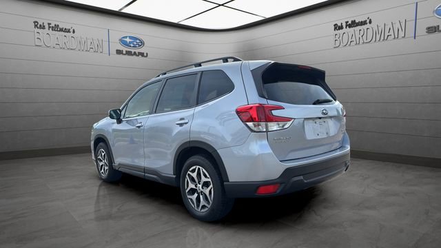 Used 2023 Subaru Forester Premium AWD/4WD image 7