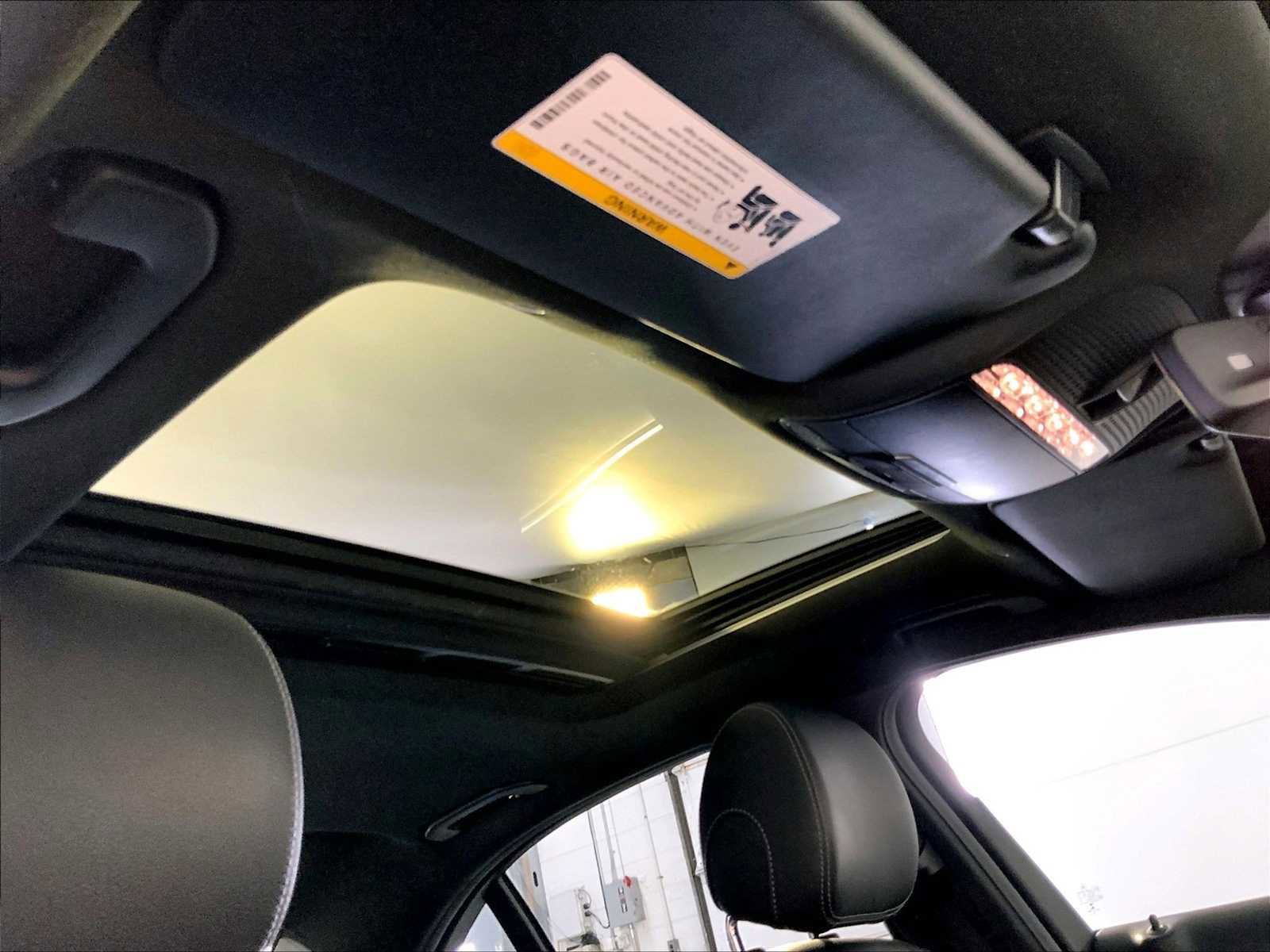 Used 2019 Mercedes-Benz C 300 4MATIC Sedan image 20