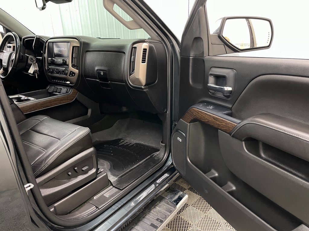 Used 2017 GMC Sierra 1500 Denali image 40