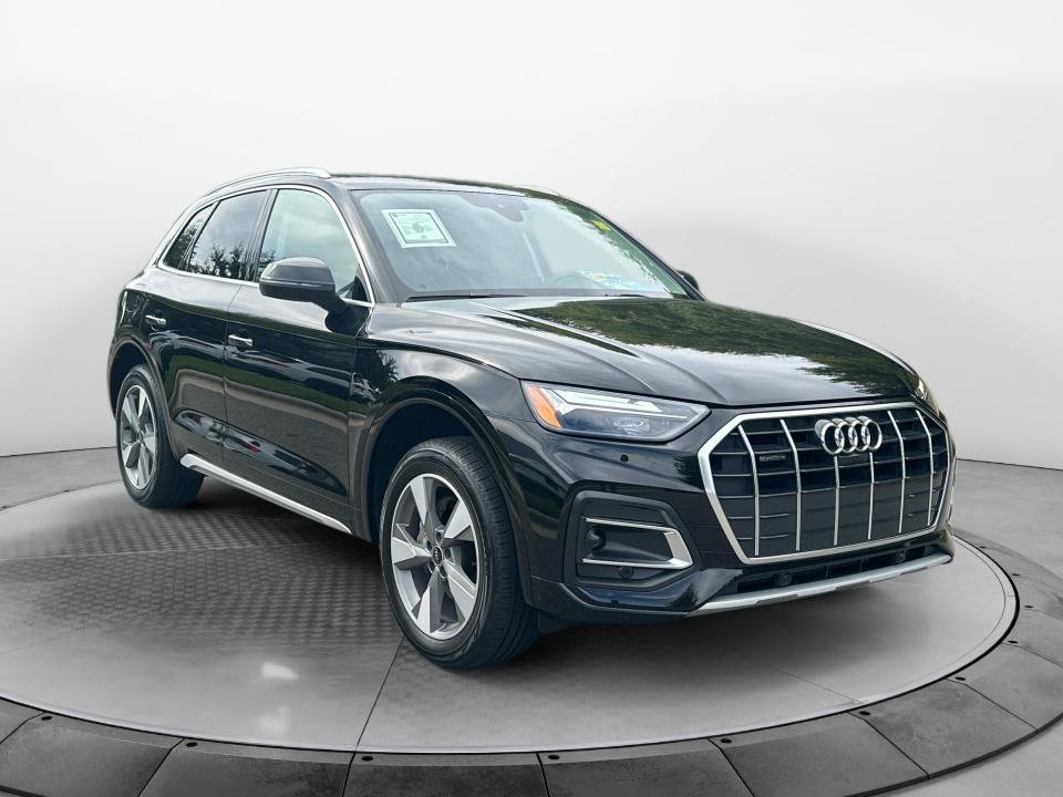 Used 2023 Audi Q5 2.0T Premium Plus w/ Premium Plus Package AWD/4WD image 1