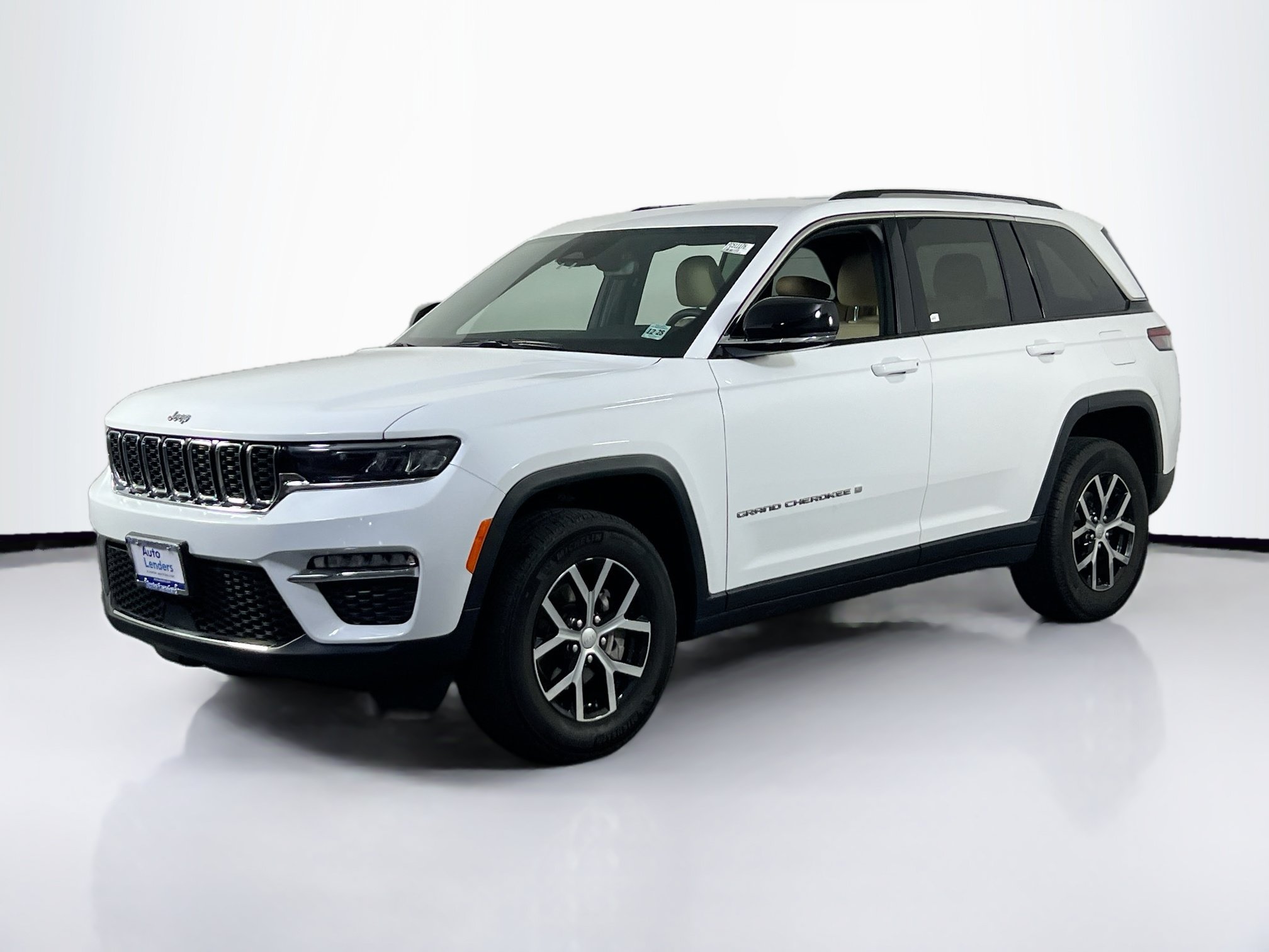 Used 2023 Jeep Grand Cherokee Limited AWD/4WD video 1