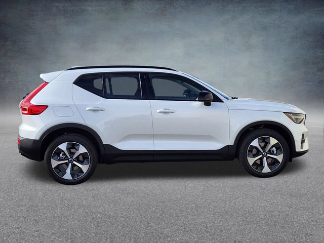 New 2026 Volvo XC40 B5 Plus w/ Protection Package Premier AWD/4WD image 8