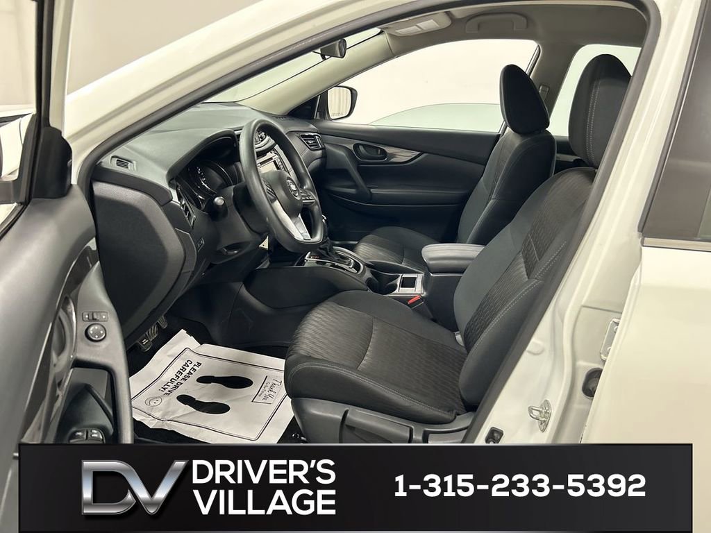 Used 2020 Nissan Rogue S AWD/4WD image 9