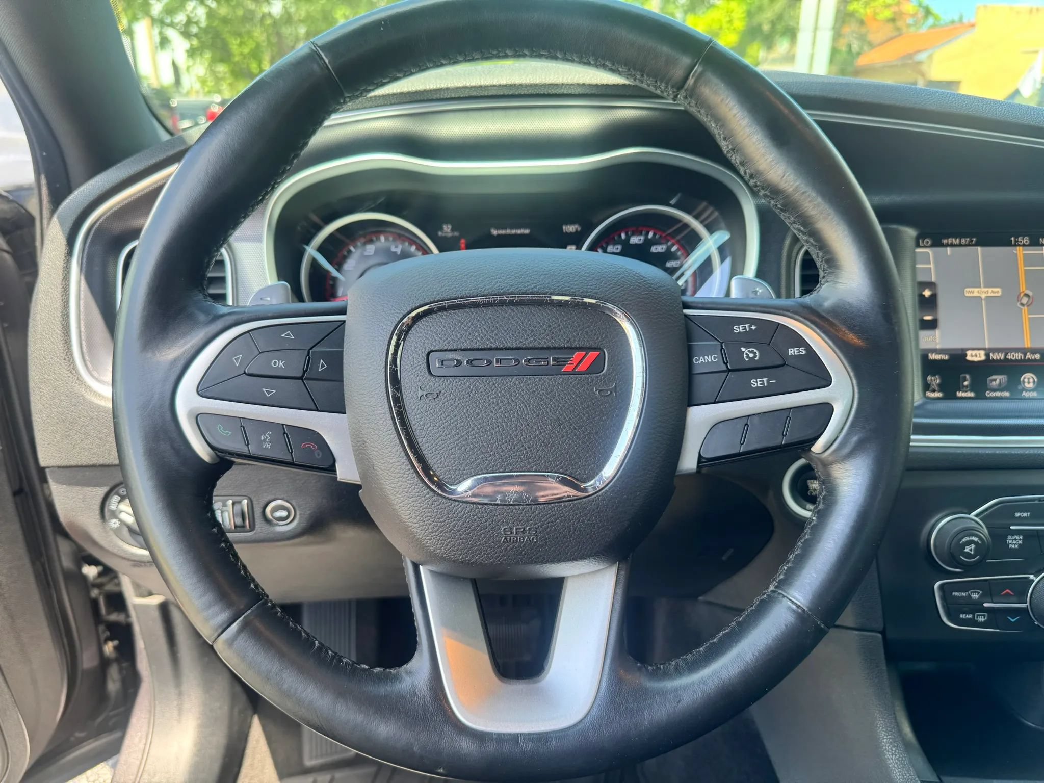 Used 2015 Dodge Charger R/T RWD image 40