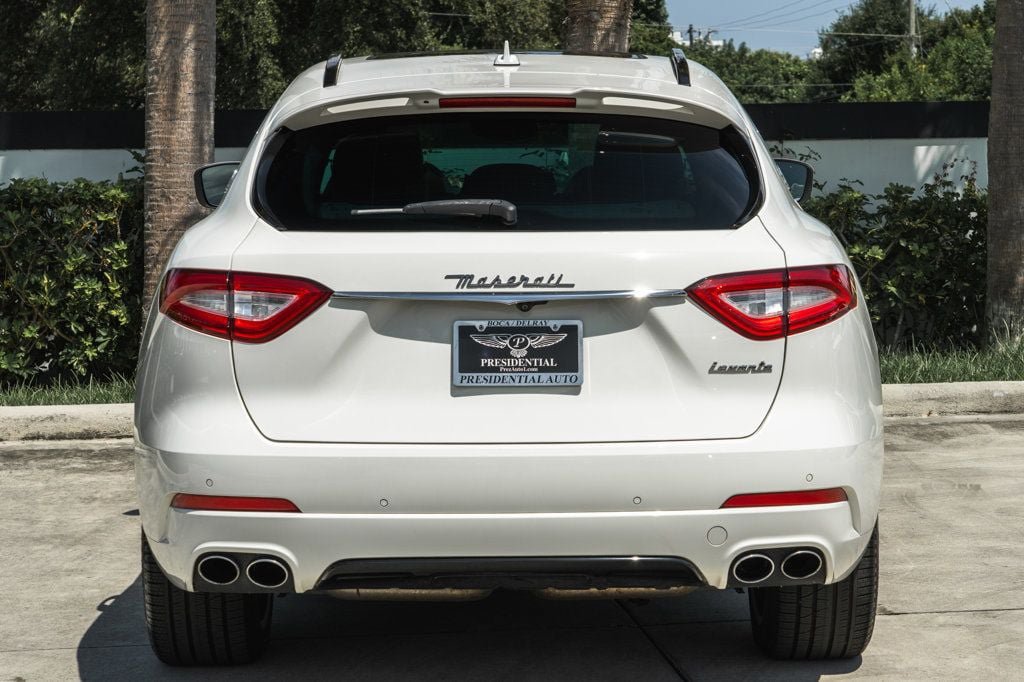 Used 2017 Maserati Levante S AWD/4WD image 5