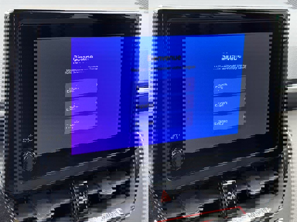 Used 2023 Toyota Corolla Cross LE image 12