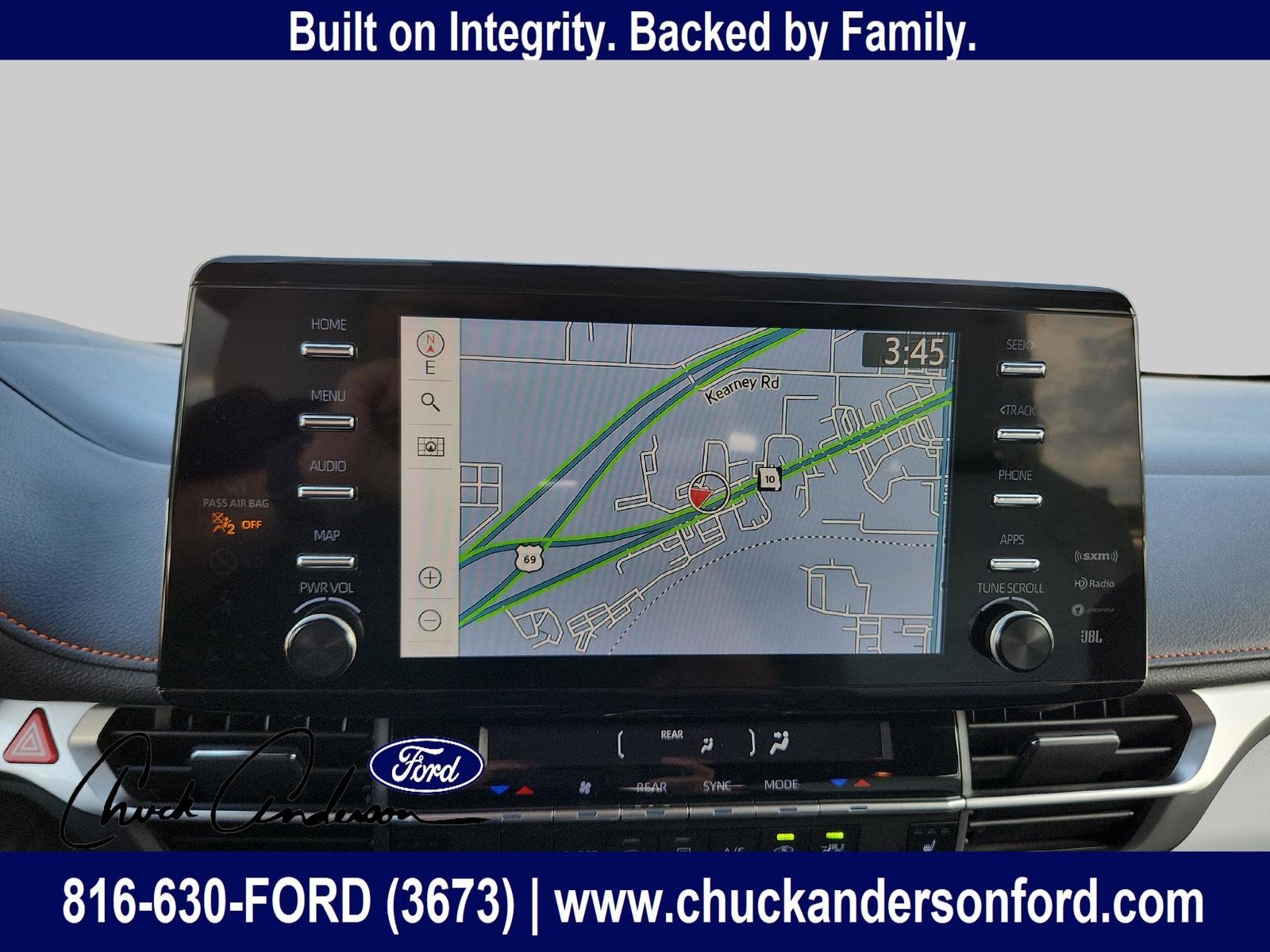 Used 2023 Toyota Sienna XSE w/ XSE Plus Package image 17