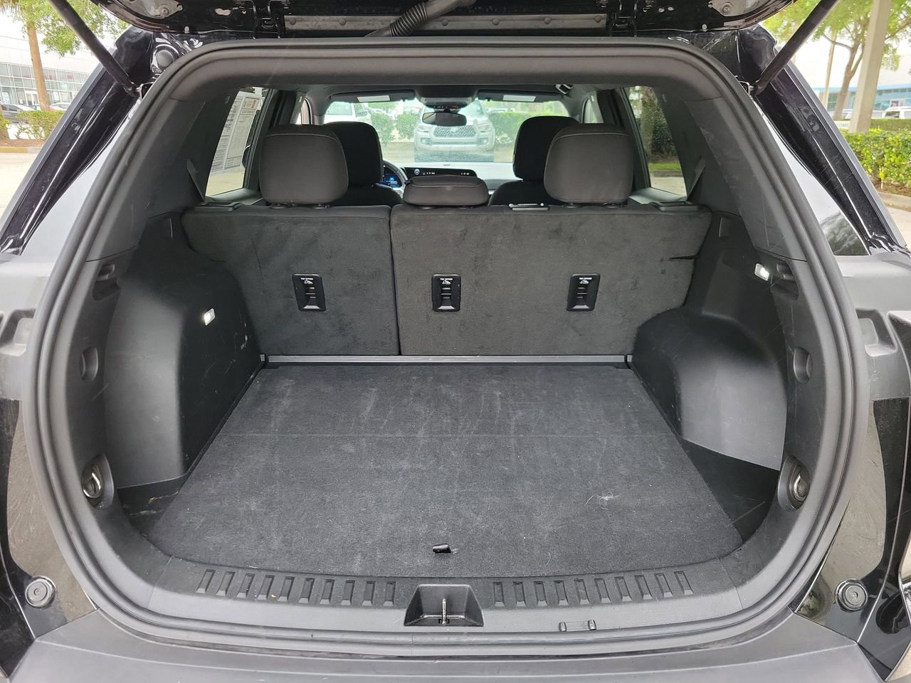 Used 2025 Chevrolet Equinox LT image 7